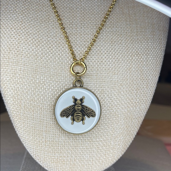 Gucci Bee Medallion Designer Necklace Italy